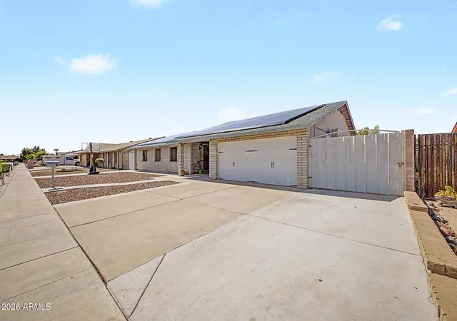 Photo 3 of Single family home for sale at 5734 W Palo Verde Ave, Glendale, AZ 85302 | MLS# 7048617 | Listing updated on 2026-09-18