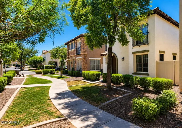 3rd image of 969 S Huish Dr, Gilbert, AZ 85296 | MLS# 7050842