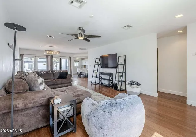 Photo 3 of Single family home for sale at 4402 E Montecito Ave, Phoenix, AZ 85018 | MLS# 7048620 | Listing updated on 2026-10-12