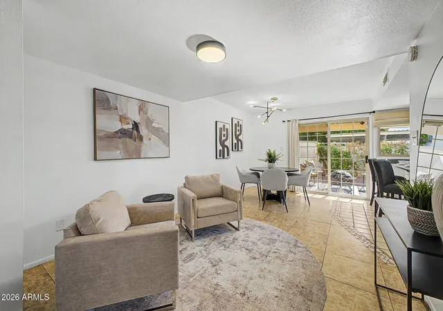 Photo 3 of Sale Pending at 5865 E Thomas Rd, Scottsdale, AZ 85251 | MLS# 7048754 | Listing updated on 2026-09-17