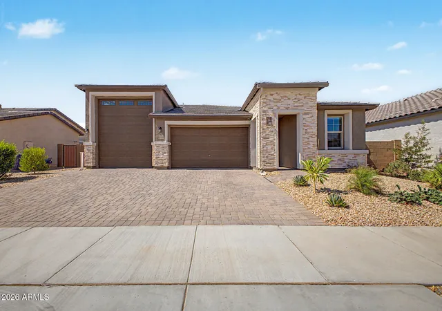 Homes for sale in Wittmann, AZ | 18614 W Honeysuckle Dr, Wittmann, AZ 85361 | MLS# 7052335