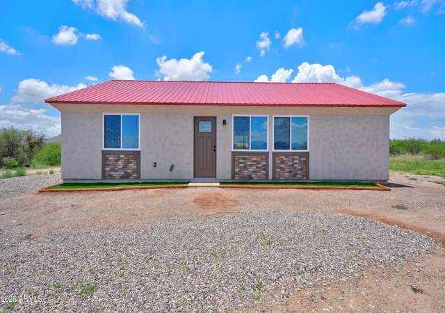 Homes for sale in Hereford, AZ | 7923 E Bloomfield Rd, Hereford, AZ 85615 | MLS# 7049756