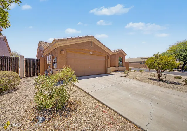 4th image of 17767 W Desert View Ln, Goodyear, AZ 85338 | MLS# 7049845