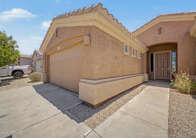 5th image of 17767 W Desert View Ln, Goodyear, AZ 85338 | MLS# 7049845