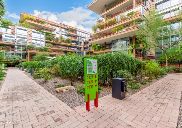 3rd image of 7137 E Rancho Vista Dr #4005, Scottsdale, AZ 85251 | MLS# 7048696