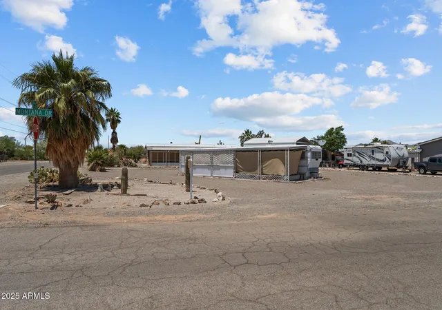 1st image of 39984 Montana Dr, Salome, AZ 85348 | MLS# 7048755