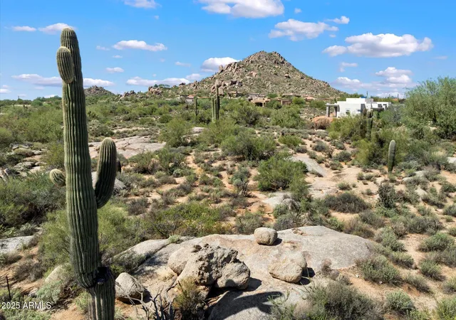 Photo 4 of Single family home for sale at 8082 E Dove Valley Rd, Scottsdale, AZ 85266 | MLS# 7048770 | Listing updated on 2026-08-29