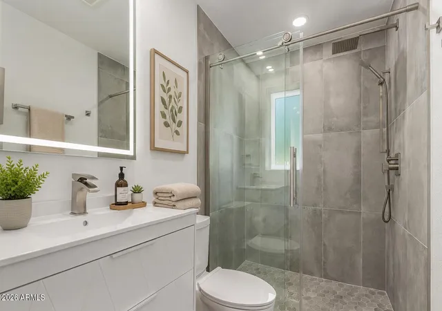 4th image of 3707 E Amelia Ave, Phoenix, AZ 85018 | MLS# 7049115