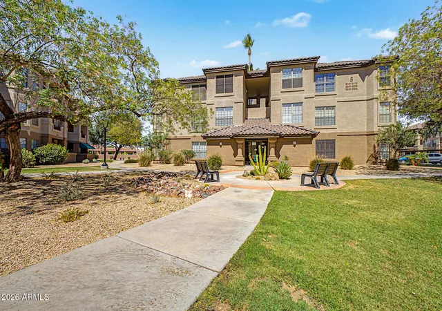 Homes for sale in Surprise, AZ | 14950 W Mountain View Boulevard, Surprise, AZ 85374 | Houzeo