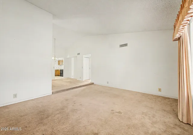 Photo 4 of Single family home for sale at 7408 W Aster Dr, Peoria, AZ 85381 | MLS# 7054271 | Listing updated on 2026-08-26