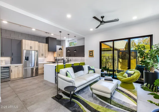 Townhouse for sale at 377 E Windsor Ave #1, Phoenix, AZ 85004 | MLS# 7070788