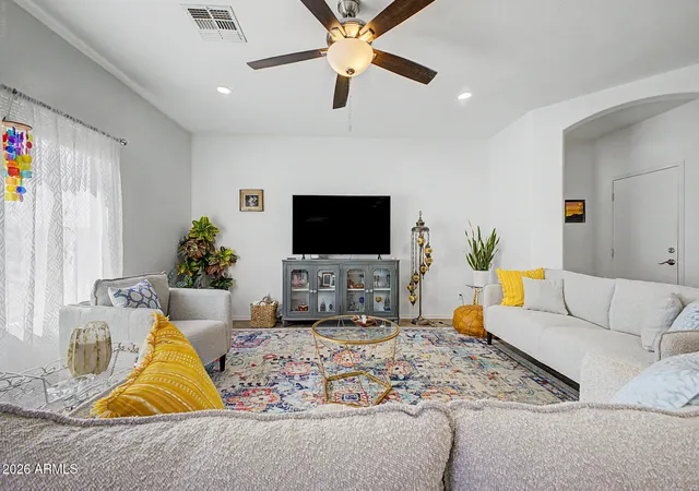 Homes for sale in San Tan Valley, AZ | 39219 N Zampino St, San Tan Valley, AZ 85140 | MLS# 7050972