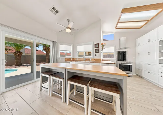 Photo 3 of Single family home for sale at 1660 N 59th Street, Mesa, AZ 85205 | MLS# 7048926 | Listing updated on 2026-09-18