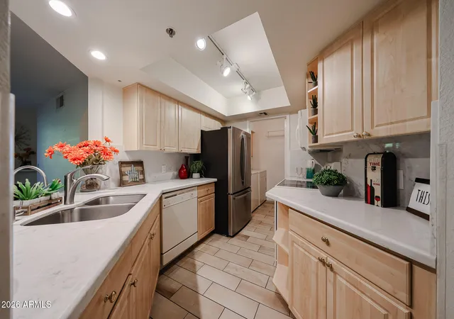 2nd image of 5104 N 32nd St #343, Phoenix, AZ 85018 | MLS# 7065752