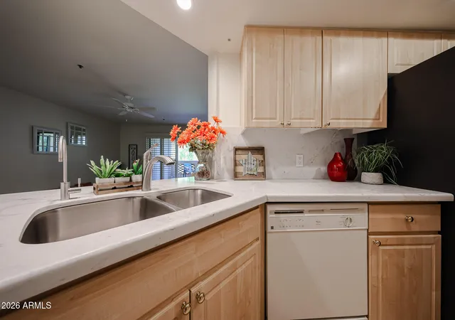 5th image of 5104 N 32Nd St #343, Phoenix, AZ 85018 | MLS# 7065752