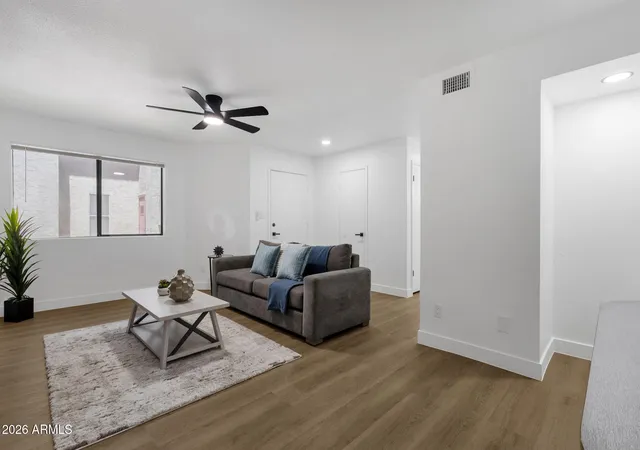 4th image of 2121 S Pennington -- #21, Mesa, AZ 85202 | MLS# 7049008