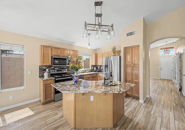 Homes for sale in Gilbert, AZ | 661 W Liberty Ln, Gilbert, AZ 85233 | MLS# 7052063
