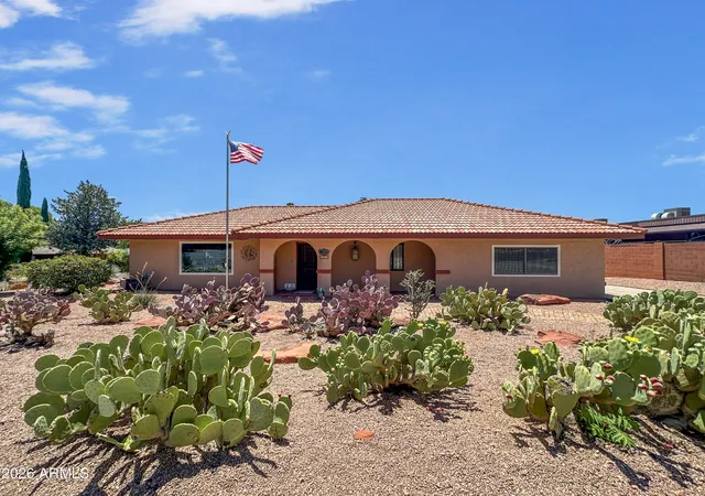 2nd image of 40 E Bell Rock Blvd, Sedona, AZ 86351 | MLS# 7048990