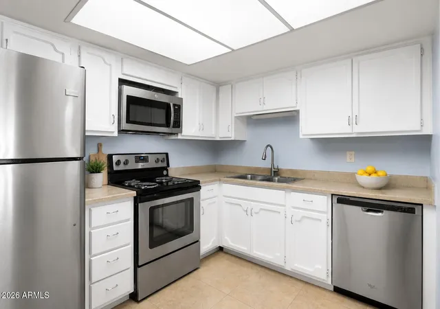 3rd image of 7950 E Camelback Rd #205, Scottsdale, AZ 85251 | MLS# 7049046