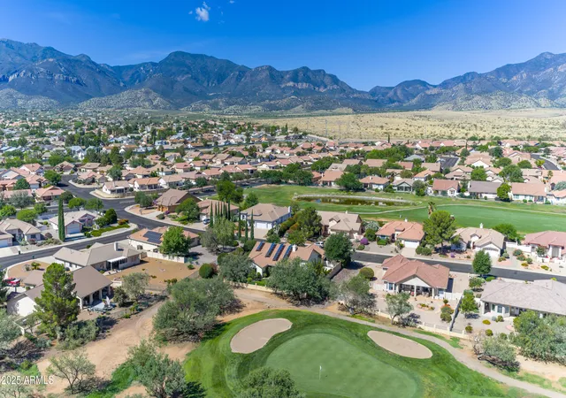 Photo 4 of Single family home for sale at 3033 Glenview Dr, Sierra Vista, AZ 85650 | MLS# 7049369 | Listing updated on 2026-10-09