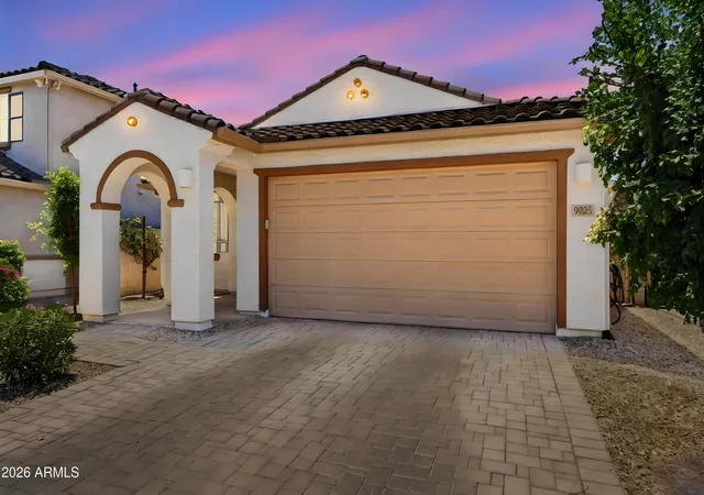 Photo 2 of Single family home for sale at 9025 W San Miguel Ave, Glendale, AZ 85305 | MLS# 7048992 | Listing updated on 2026-08-23