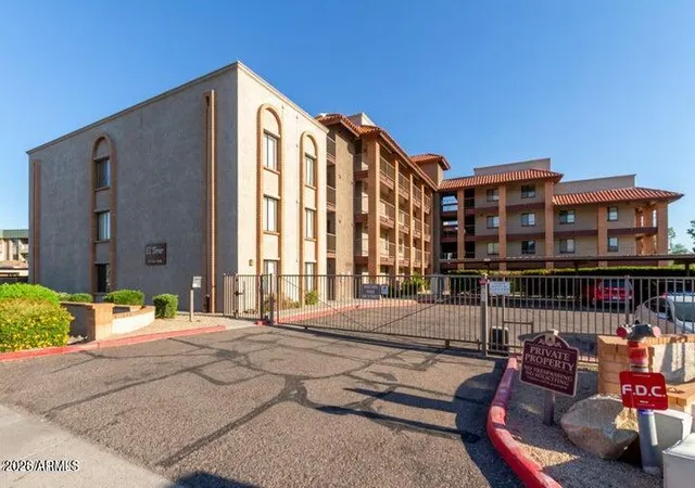 1st image of 17 E Ruth Ave #307, Phoenix, AZ 85020 | MLS# 7049126