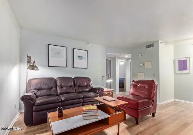 2nd image of 17 E Ruth Ave #307, Phoenix, AZ 85020 | MLS# 7049126