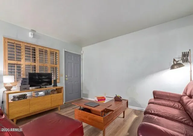 3rd image of 17 E Ruth Ave #307, Phoenix, AZ 85020 | MLS# 7049126