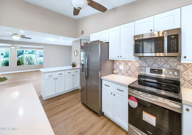 1st image of 10433 W Oakmont Dr, Sun City, AZ 85351 | MLS# 7051651