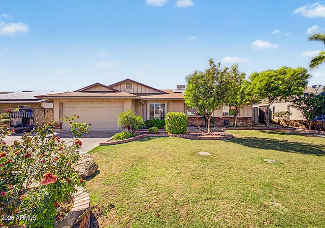 Photo 1 of Single family home for sale at 2914 W Redfield Rd, Phoenix, AZ 85053 | MLS# 7050116 | Listing updated on 2026-09-15