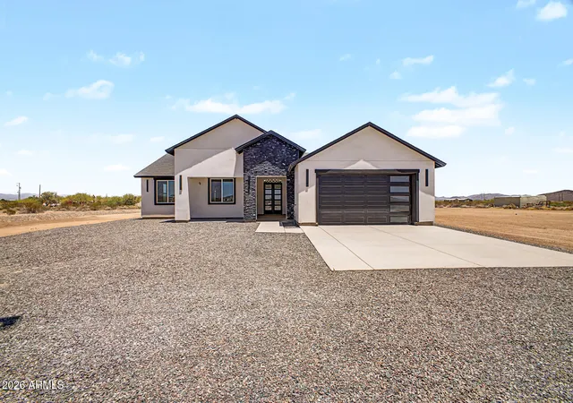 1st image of 9621 S 351st Ave, Arlington, AZ 85322 | MLS# 7049412