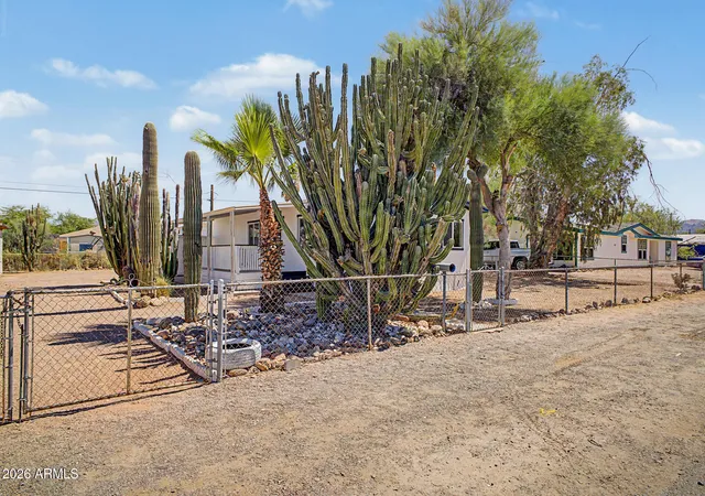 2nd image of 2592 W Ohio St, Apache Junction, AZ 85120 | MLS# 7049275