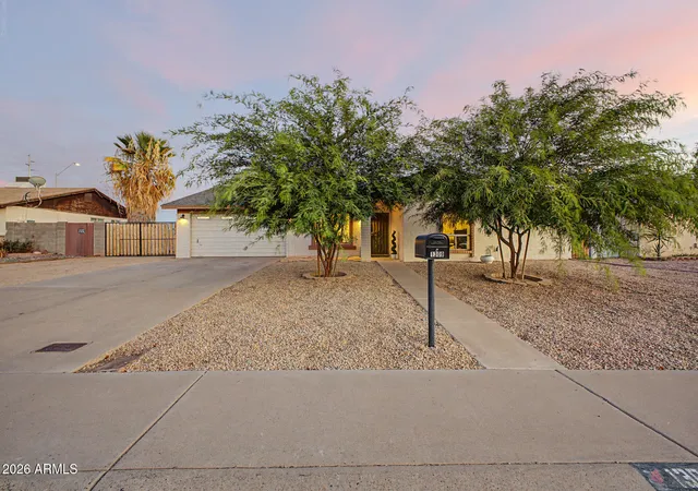 1st image of 1309 W Renee Dr, Phoenix, AZ 85027 | MLS# 7049490