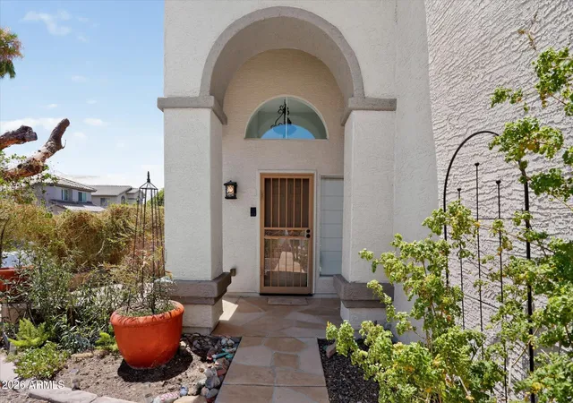 2nd image of 5003 W Wikieup Ln, Glendale, AZ 85308 | MLS# 7049565
