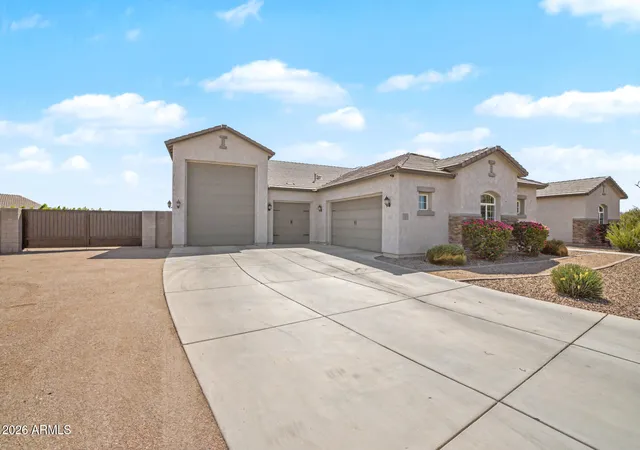 4th image of 549 W Haxtun St, San Tan Valley, AZ 85143 | MLS# 7052949