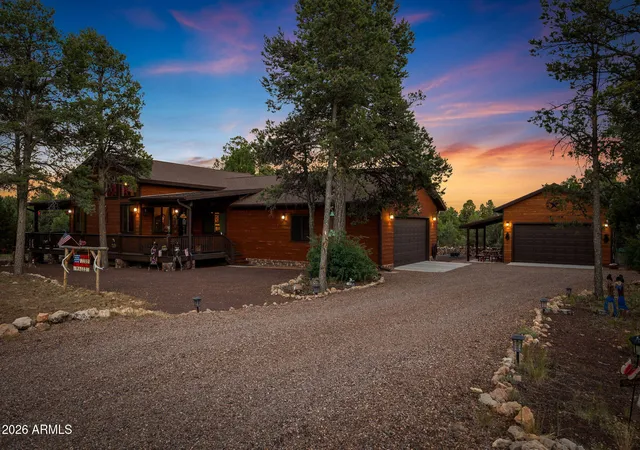 Homes for sale in Overgaard, AZ | 2207 Four Point Cir, Overgaard, AZ 85933 | MLS# 7049183