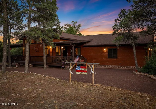 Homes for sale in Overgaard, AZ | 2207 Four Point Cir, Overgaard, AZ 85933 | MLS# 7049183