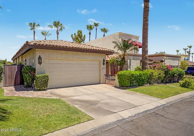 Photo 2 of Townhouse for sale at 4718 E Monte Way, Phoenix, AZ 85044 | MLS# 7061534 | Listing updated on 2026-09-01