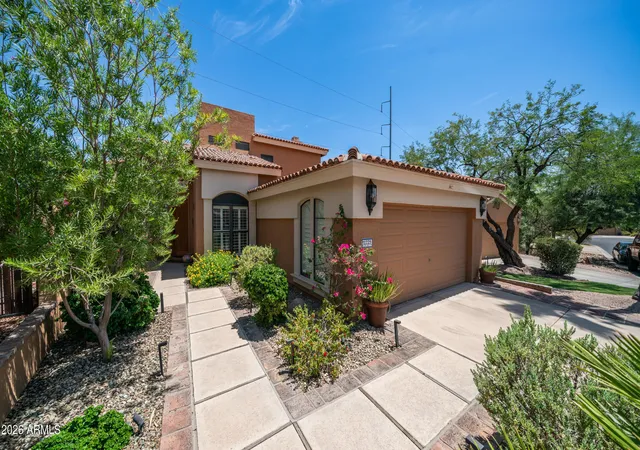 1st image of 11225 N 11th Pl, Phoenix, AZ 85020 | MLS# 7049844