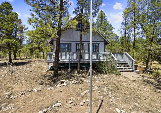 Homes for sale in Overgaard, AZ | 2142 Rimview Trl, Overgaard, AZ 85933 | MLS# 7049866