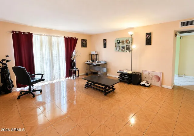Photo 4 of Single family home for sale at 3514 W Stella Ln, Phoenix, AZ 85019 | MLS# 7049287 | Listing updated on 2026-08-26