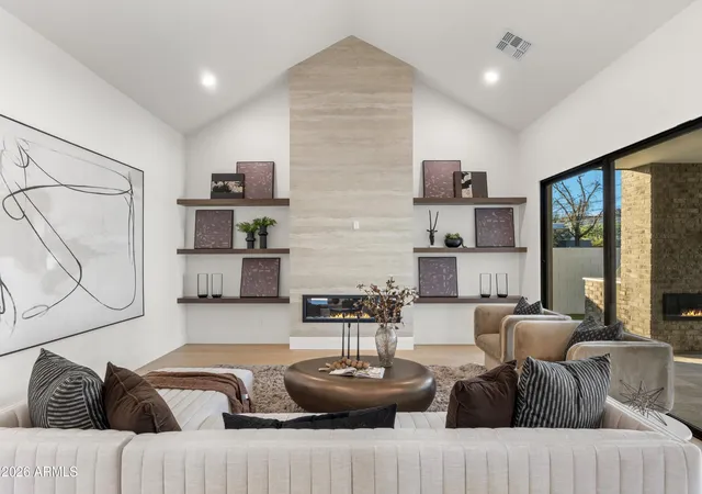 5th image of 4215 N 42Nd St, Phoenix, AZ 85018 | MLS# 7049693
