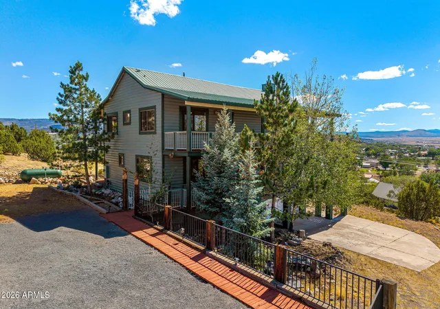 1st image of 148 N Sunset Cir, Eagar, AZ 85925 | MLS# 7049393