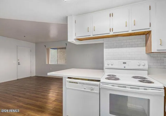 Listing Photo 5 - Condo for sale in building located at 12221 W Bell Rd, Surprise, AZ 85378 - Unit #249