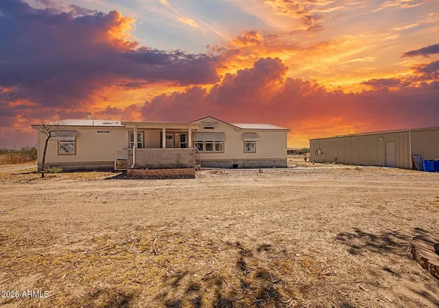 Homes for sale in Wittmann, AZ | 26748 N 187Th Ave, Wittmann, AZ 85361 | MLS# 7050657