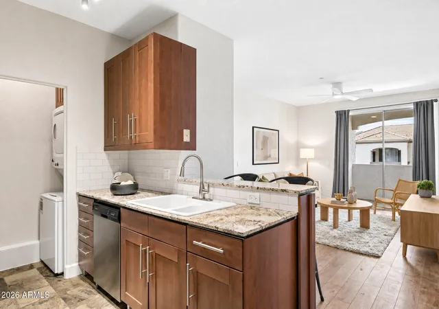 4th image of 3302 N 7Th St #322, Phoenix, AZ 85014 | MLS# 7049979