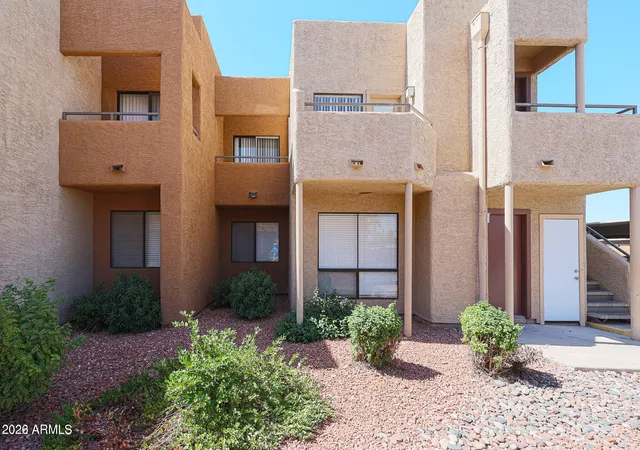 Homes for sale in Glendale, AZ | 11640 N 51st Ave #212, Glendale, AZ 85304 | MLS# 7049541