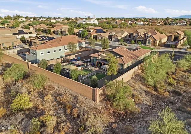 39th image of 10650 W Electra Ln, Peoria, AZ 85383 | MLS# 7049608