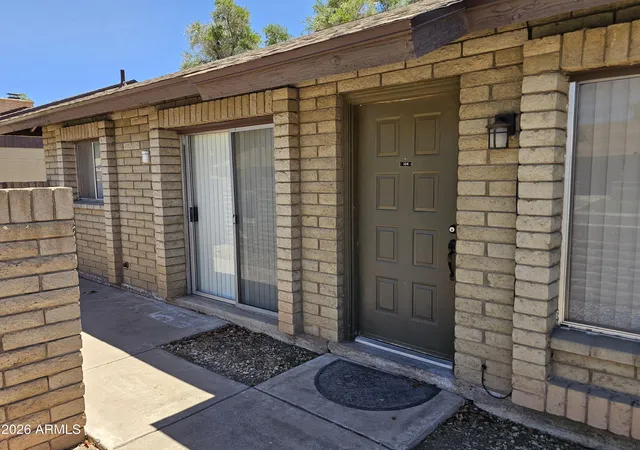2nd image of 35 W Concorda Dr #104, Tempe, AZ 85282 | MLS# 7049602