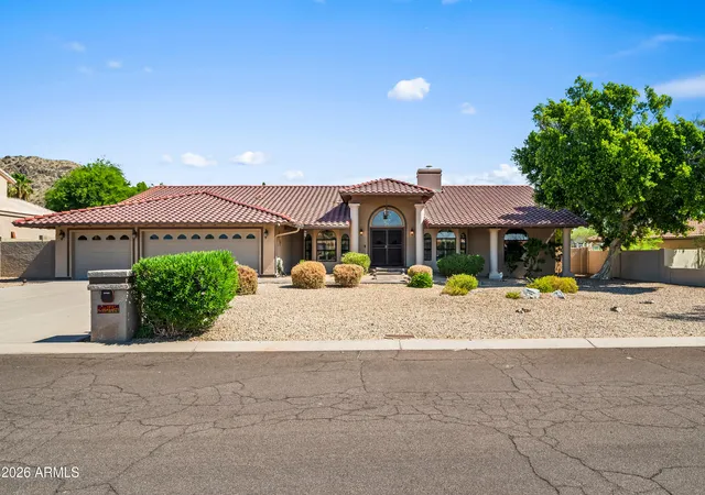 Homes for sale in Phoenix, AZ | 3714 E Dakota Dr, Phoenix, AZ 85044 | MLS# 7049633